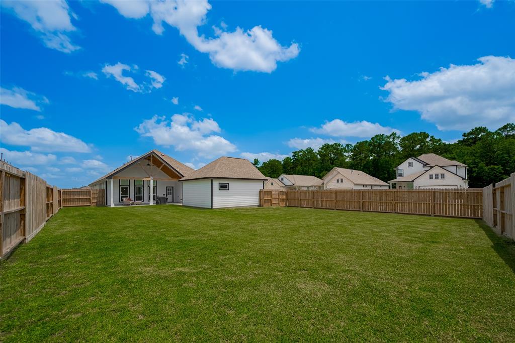 103 Alder Loop, Anahuac, Texas image 34