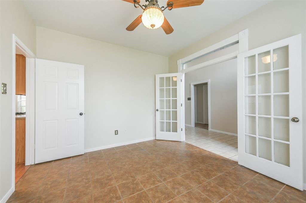 4614 Russett Place, Pearland, Texas image 4