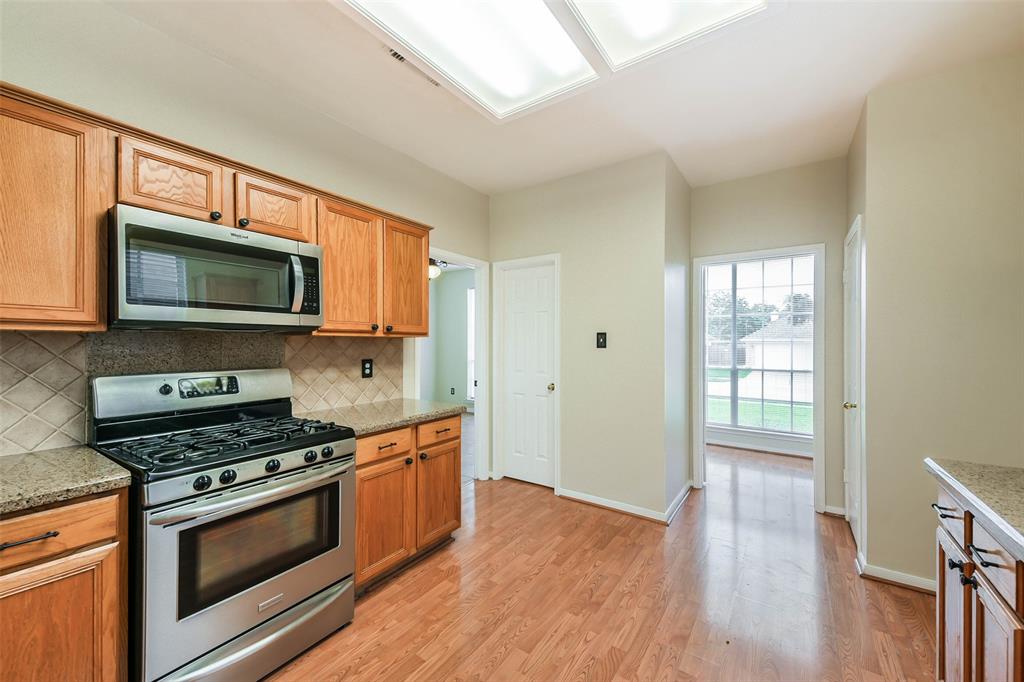4614 Russett Place, Pearland, Texas image 17