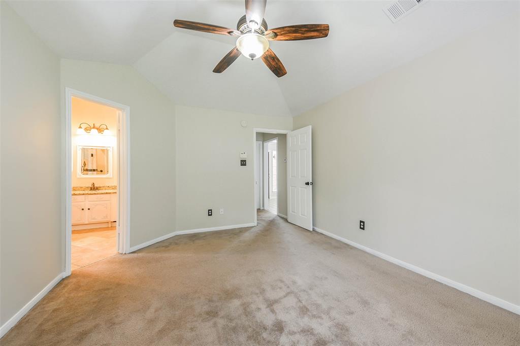 4614 Russett Place, Pearland, Texas image 21