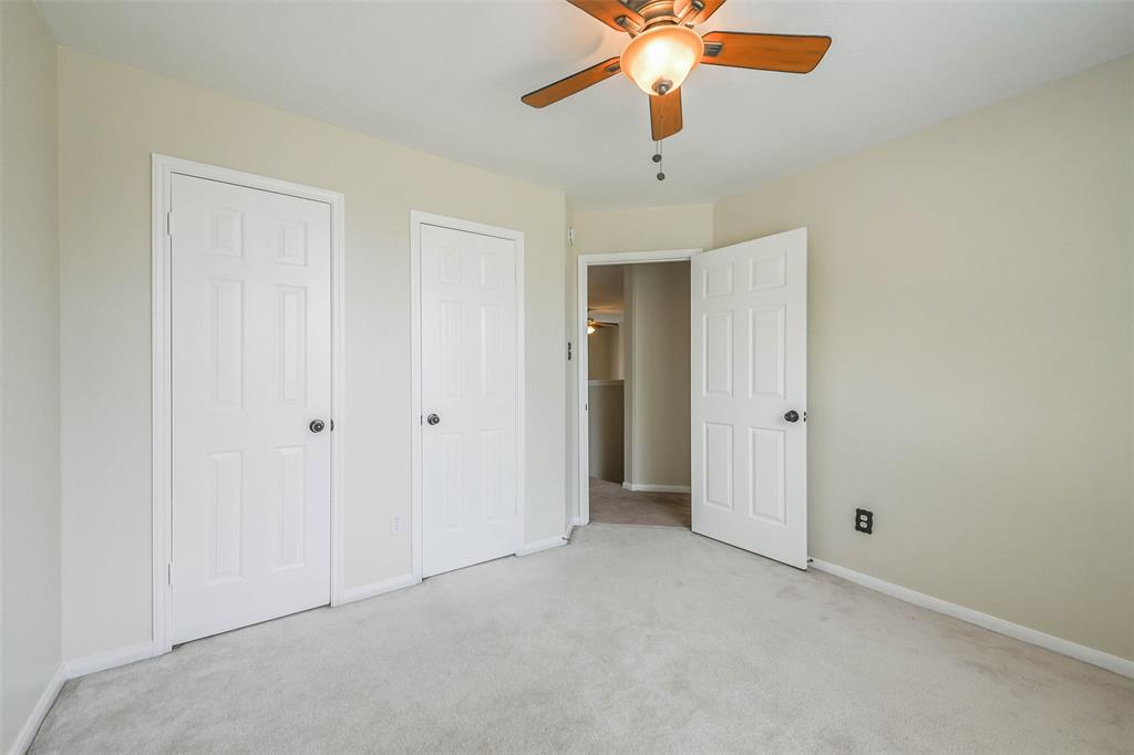 4614 Russett Place, Pearland, Texas image 33