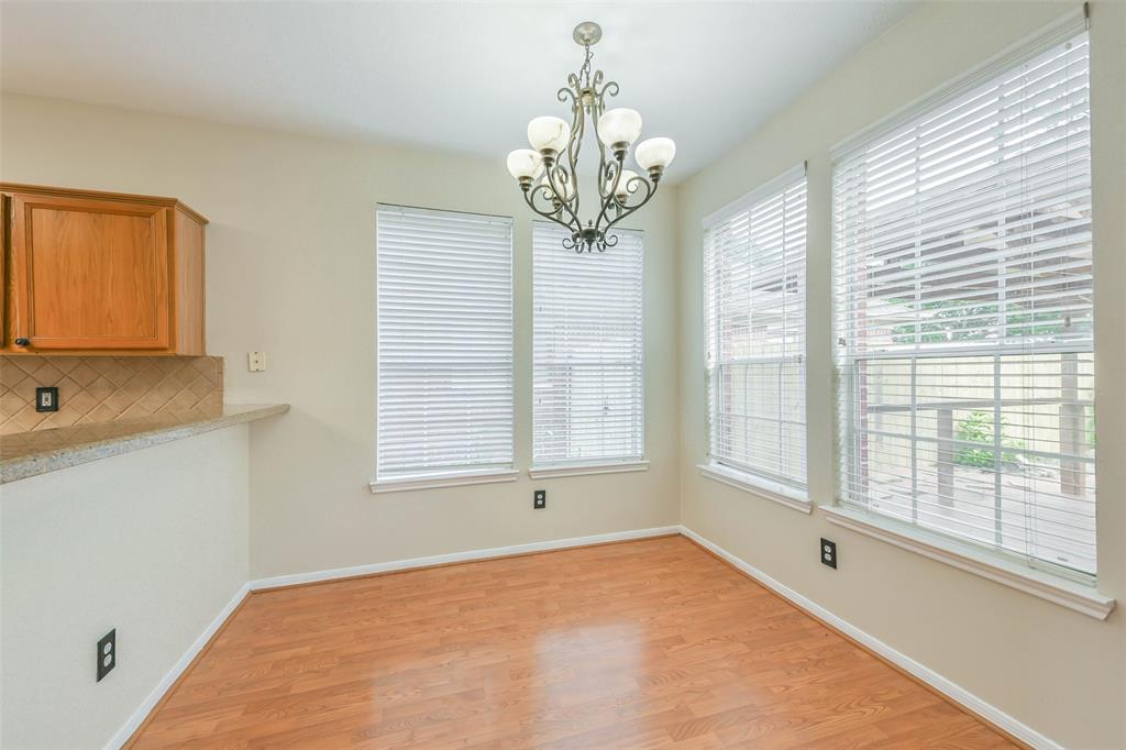 4614 Russett Place, Pearland, Texas image 9