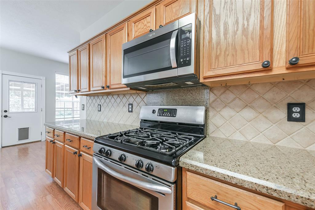 4614 Russett Place, Pearland, Texas image 13