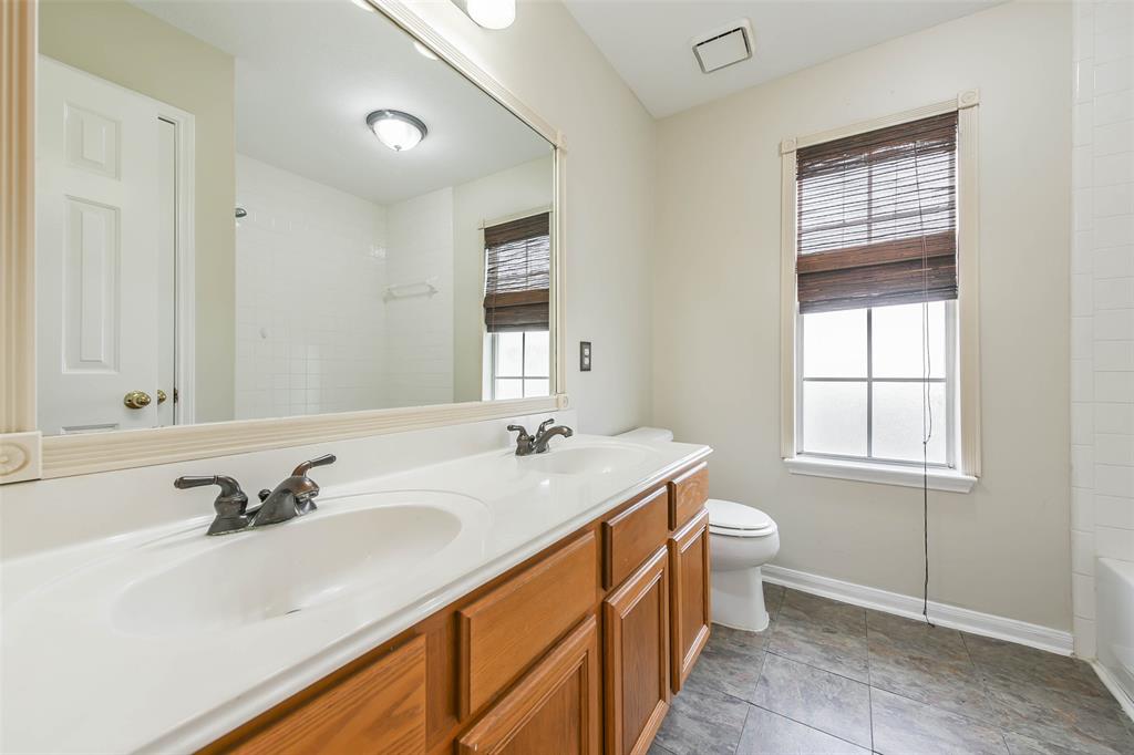 4614 Russett Place, Pearland, Texas image 34