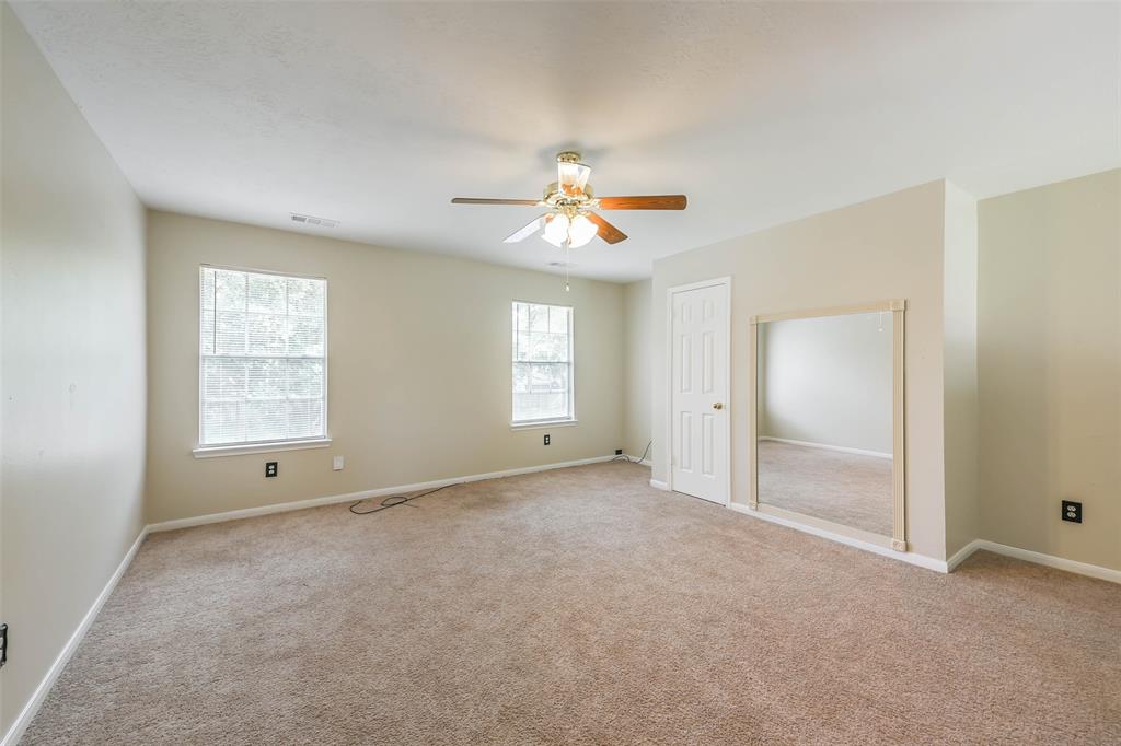 4614 Russett Place, Pearland, Texas image 28