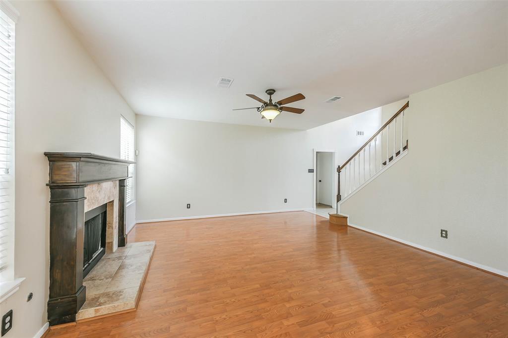 4614 Russett Place, Pearland, Texas image 7