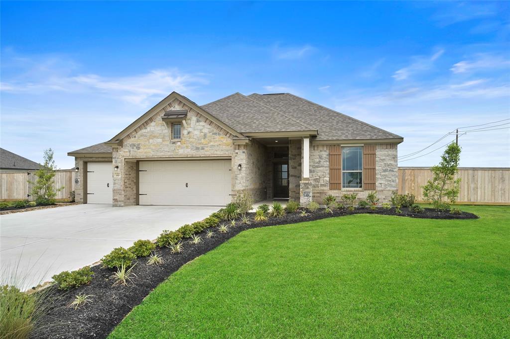 110 Valley Ranch Trail, Dayton, Texas image 1