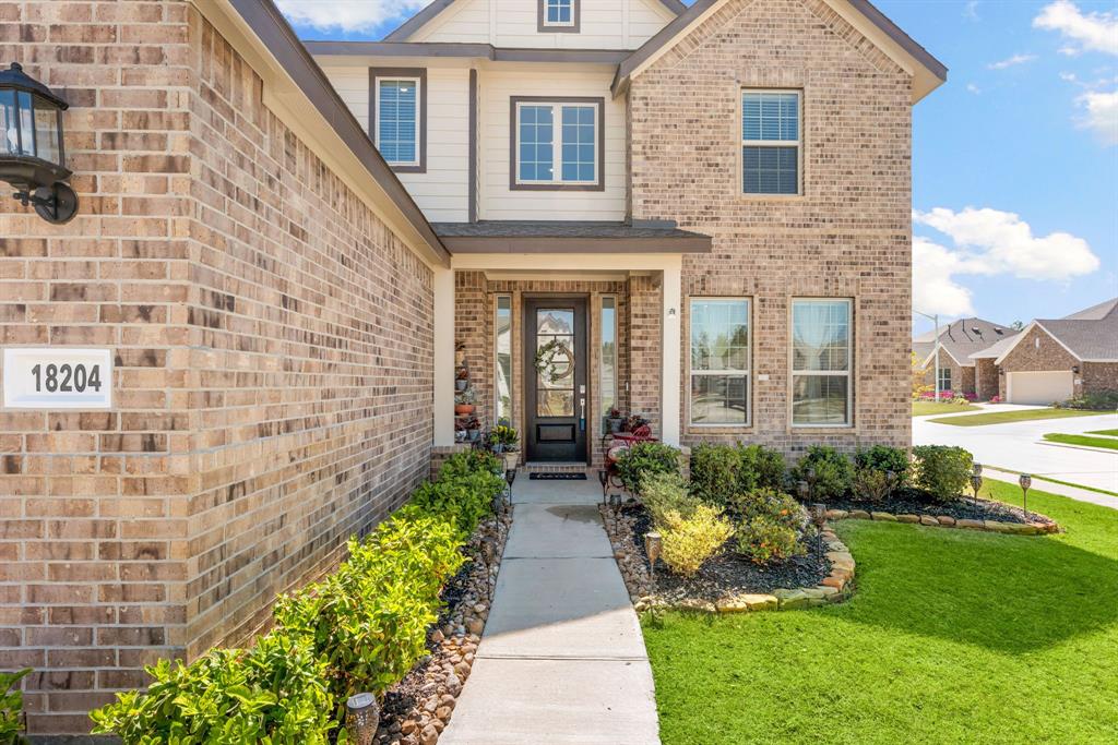 18204 Saffron Sun Street, Conroe, Texas image 2