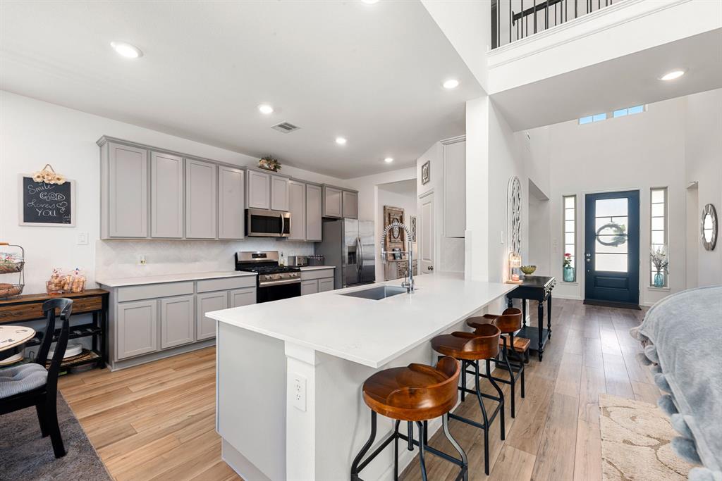18204 Saffron Sun Street, Conroe, Texas image 10
