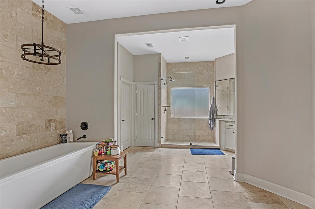 29006 Reserve Bend Drive Drive, Huffman, Texas image 26