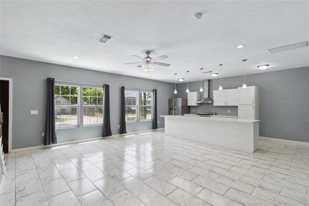 301 Tabor Street, Houston, Texas image 7
