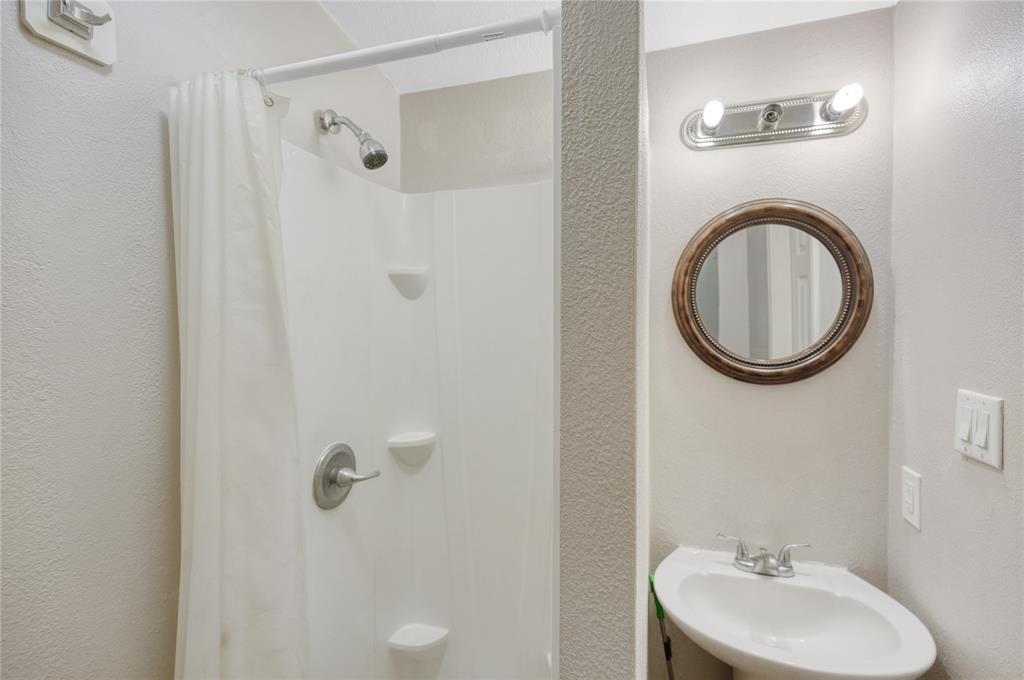 15926 Millers Landing Lane, Houston, Texas image 18