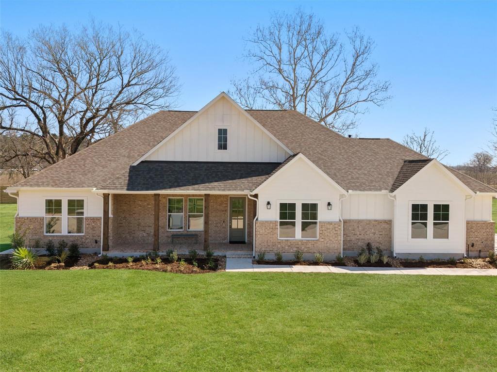 151 Moonlight Drive, Smithville, Texas image 1