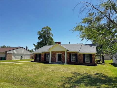 MLS: 15905757
