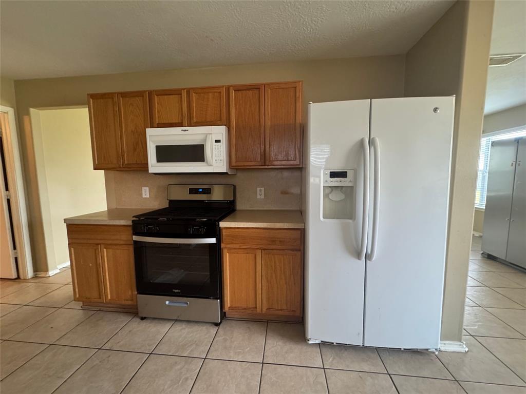 3406 Chateaucrest Court