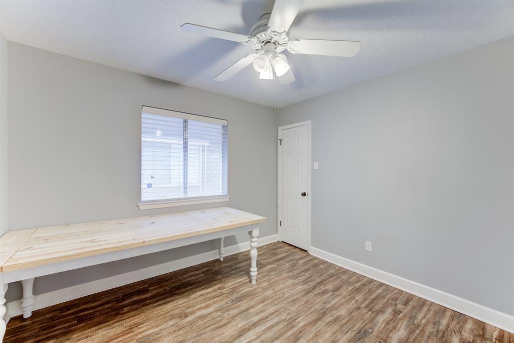 3210 Windmoor Drive, Katy, Texas image 33
