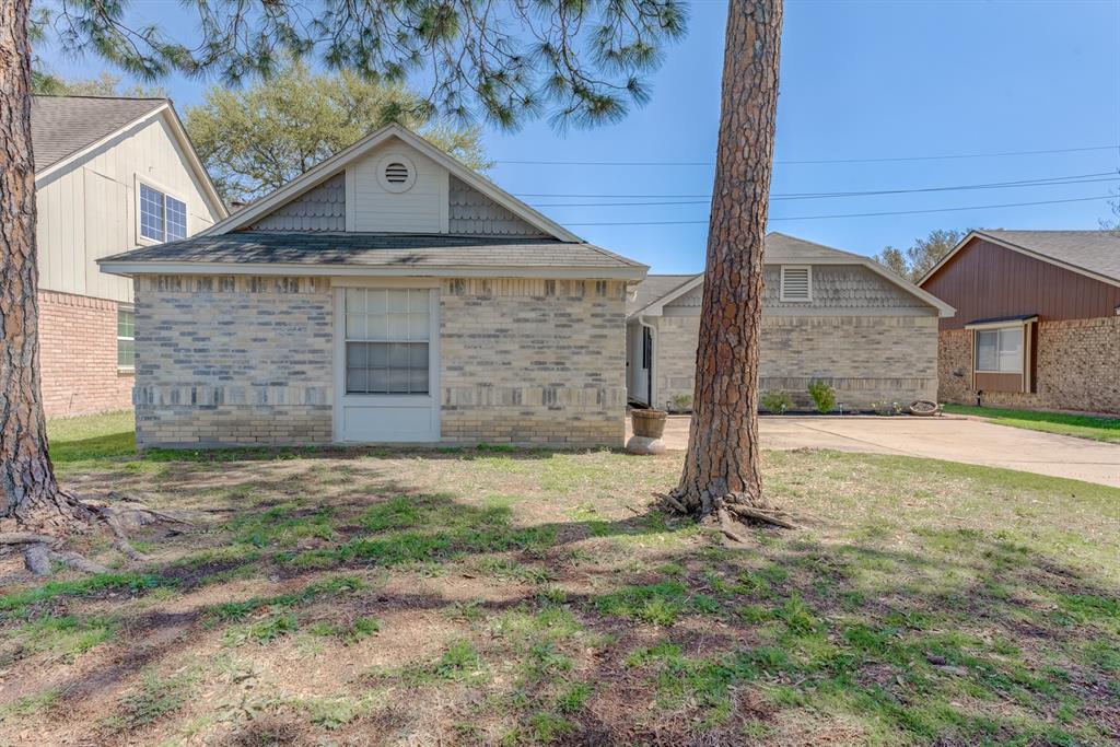 3210 Windmoor Drive, Katy, Texas image 2