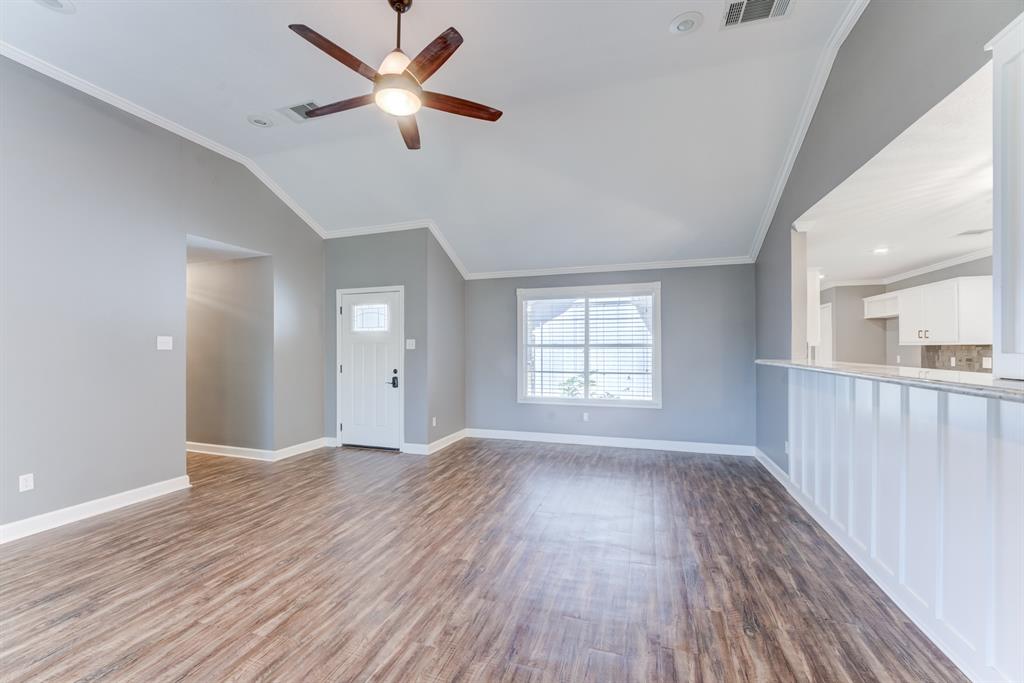 3210 Windmoor Drive, Katy, Texas image 11