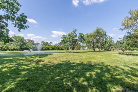 A home in Brazoria