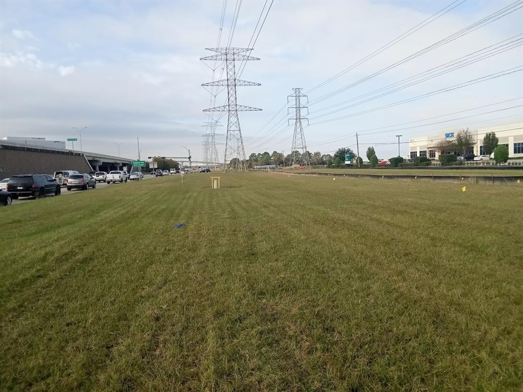 West Sam Houston Tr 56 Hilton Road, Houston, Texas image 2