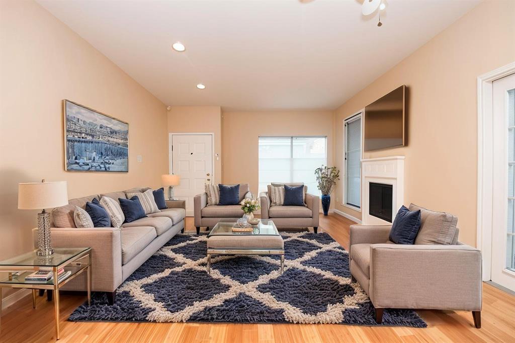 1829 Augusta Drive #33, Houston, Texas image 8