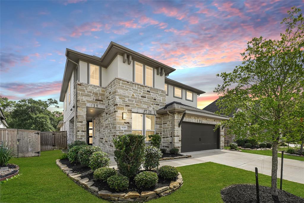 9339 Galloway Woods Trail