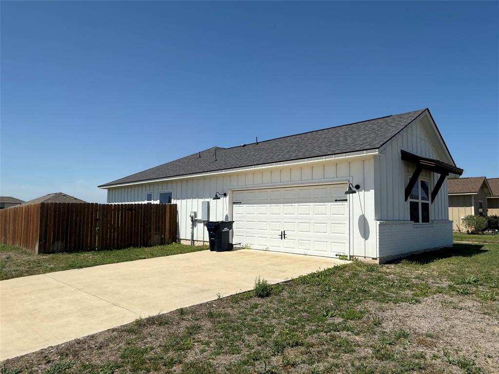 498 Dove Trail, Bertram, Texas image 3