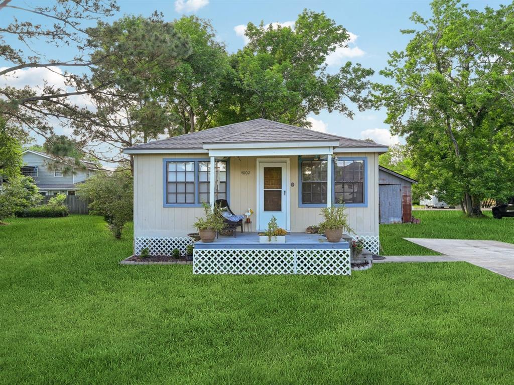 4802 Louise Street, Seabrook, Texas image 3