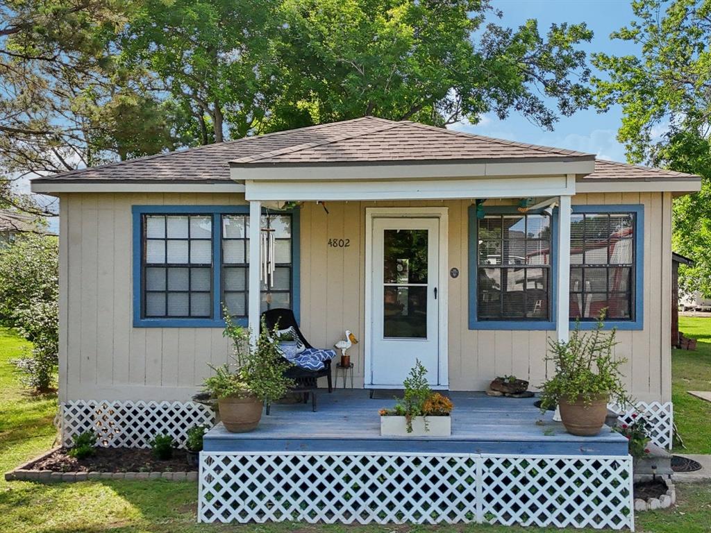 4802 Louise Street, Seabrook, Texas image 1