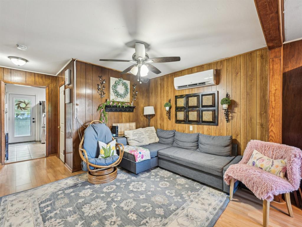 4802 Louise Street, Seabrook, Texas image 10