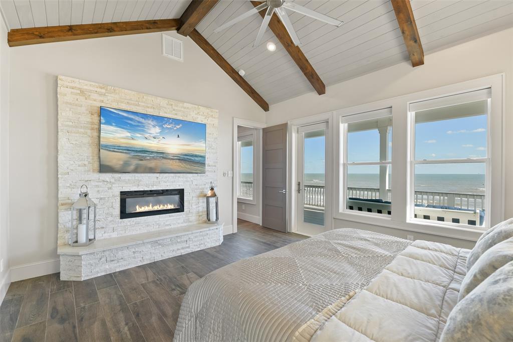 11707 Beachside