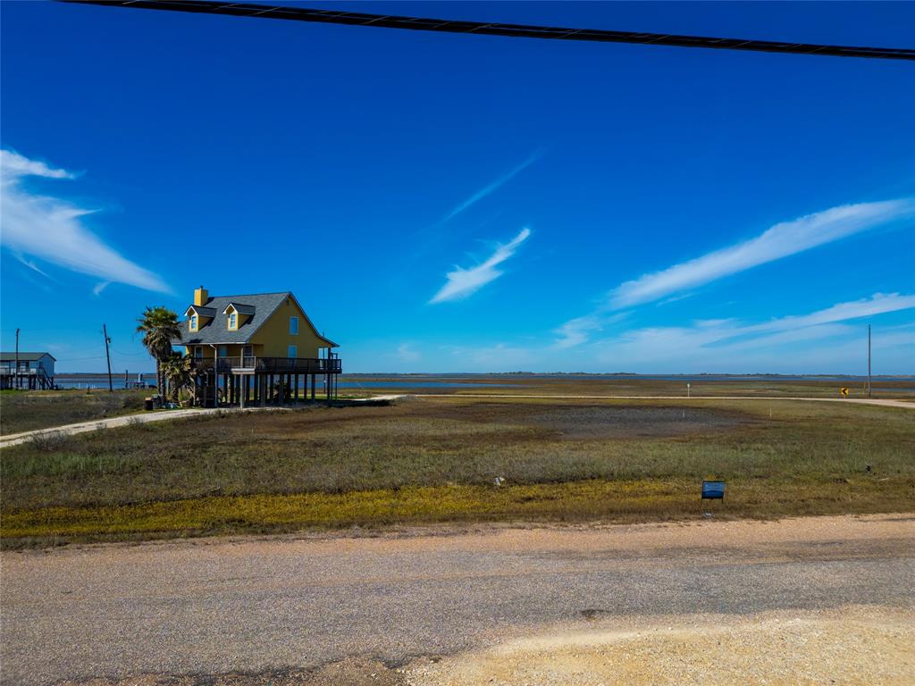 Palm Street, Freeport, Texas image 12