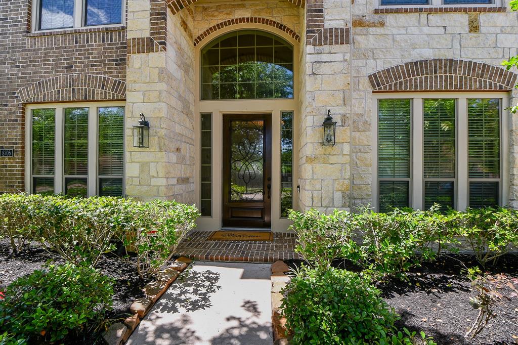 8706 Stowe Creek Lane, Missouri City, Texas image 3