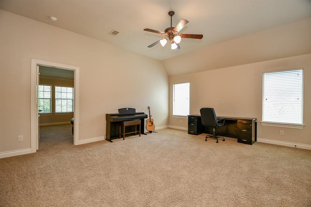 8706 Stowe Creek Lane, Missouri City, Texas image 37