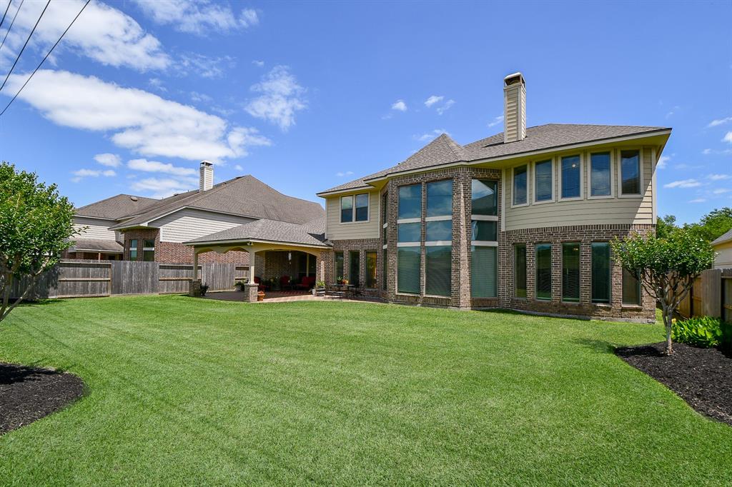 8706 Stowe Creek Lane, Missouri City, Texas image 4