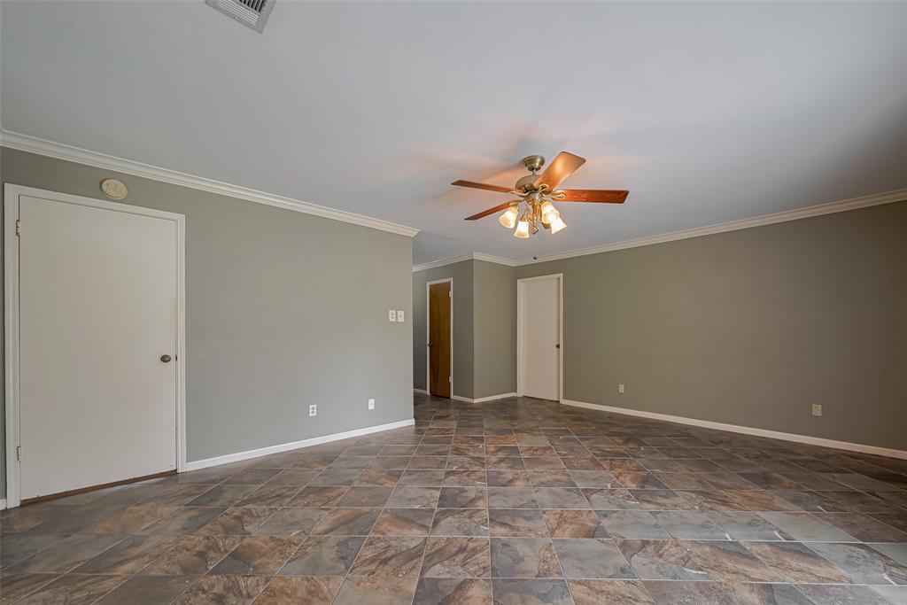2027 Briar Ridge Drive, Rosenberg, Texas image 9
