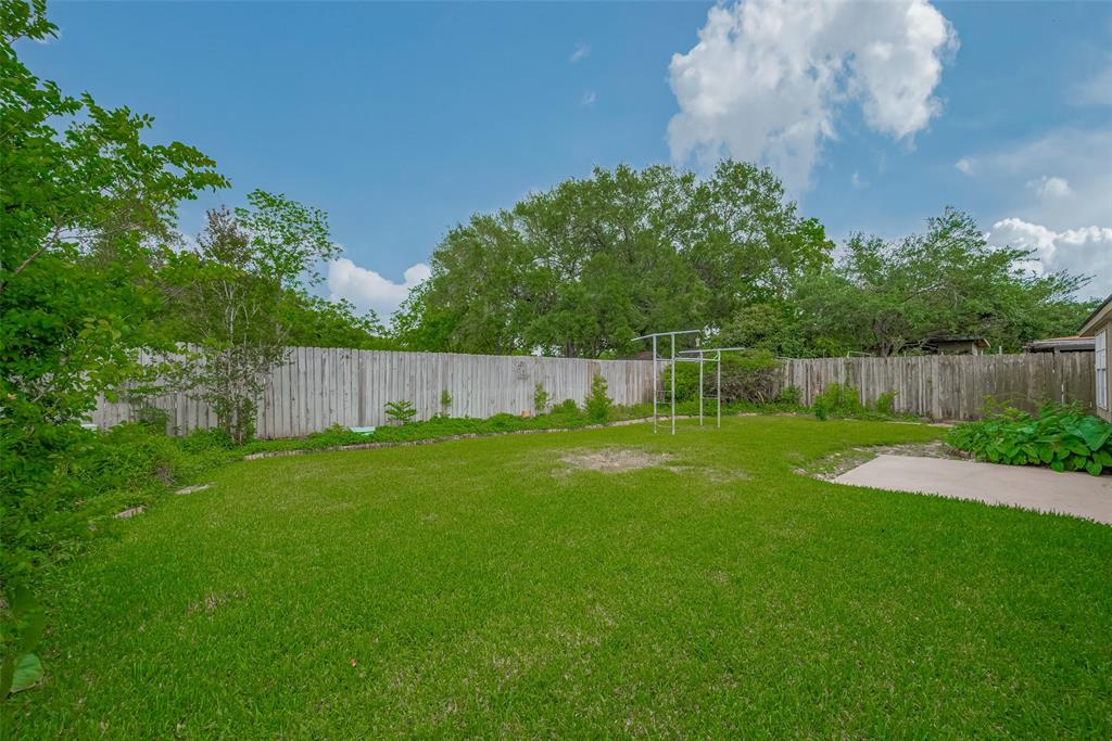 2027 Briar Ridge Drive, Rosenberg, Texas image 31