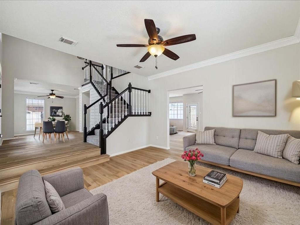 6719 SHADY LANE