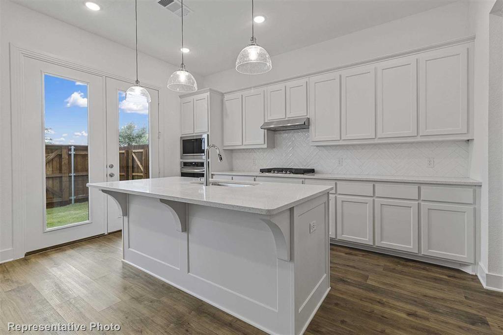 Photo 16 of 35 of 6527 Scarlet Pond townhome