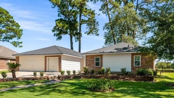 79 Summers Wind Street, Montgomery, Texas image 2