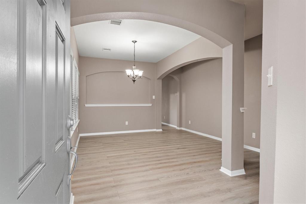 Houston, Texas 77047, United States, 3 Bedrooms Bedrooms, ,2 BathroomsBathrooms,Residential,Pending,34310