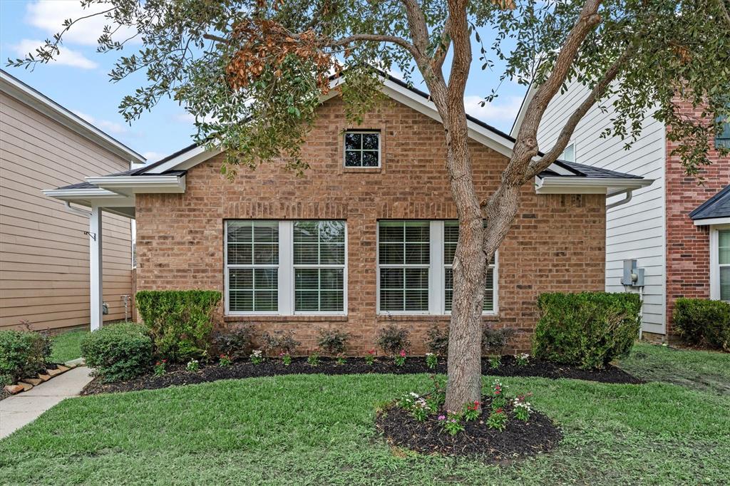 Houston, Texas 77047, United States, 3 Bedrooms Bedrooms, ,2 BathroomsBathrooms,Residential,Pending,34310