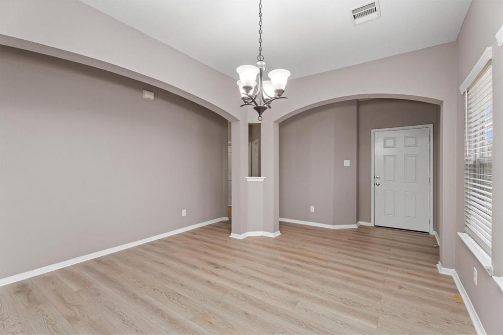 Houston, Texas 77047, United States, 3 Bedrooms Bedrooms, ,2 BathroomsBathrooms,Residential,Pending,34310