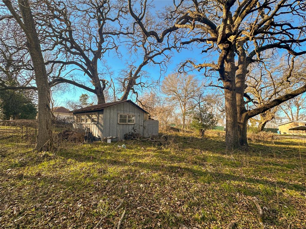 642 Houck, Buffalo, Texas image 6