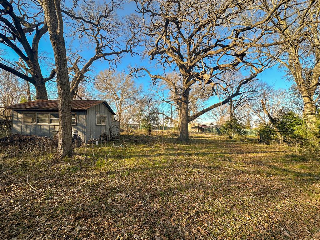 642 Houck, Buffalo, Texas image 7