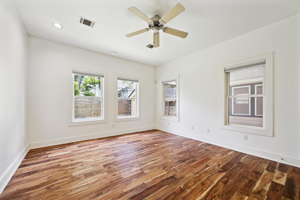 924 E 27th Street, Houston, Texas image 24