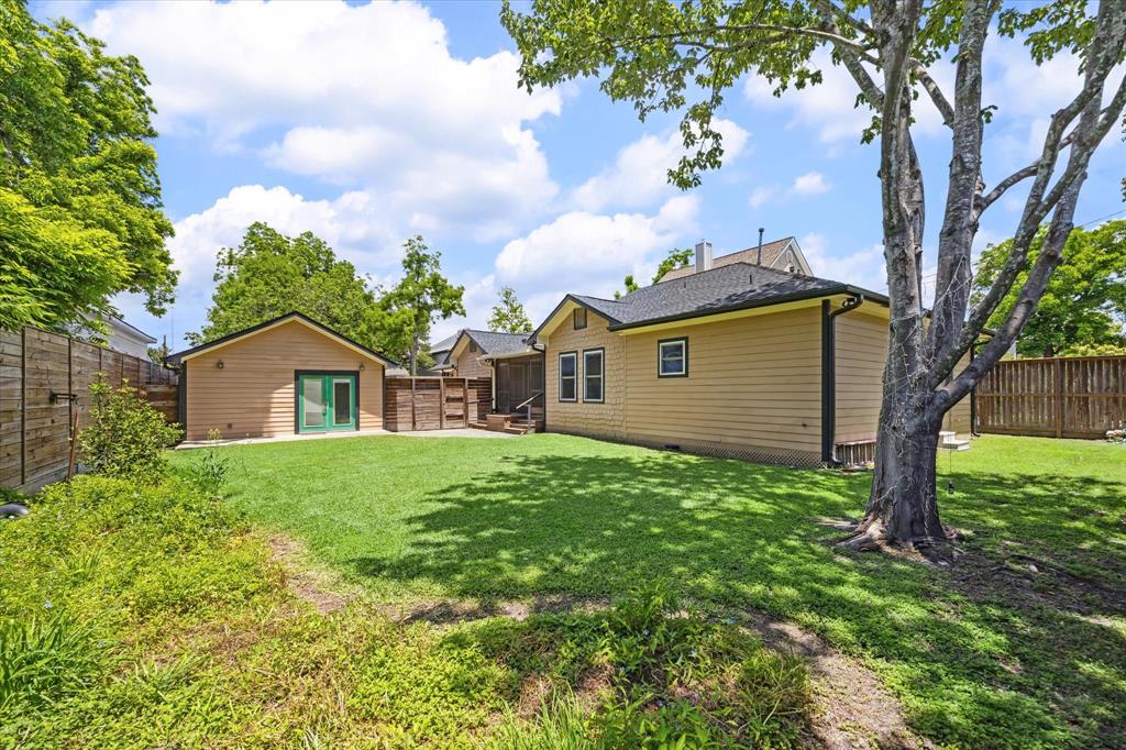 924 E 27th Street, Houston, Texas image 2