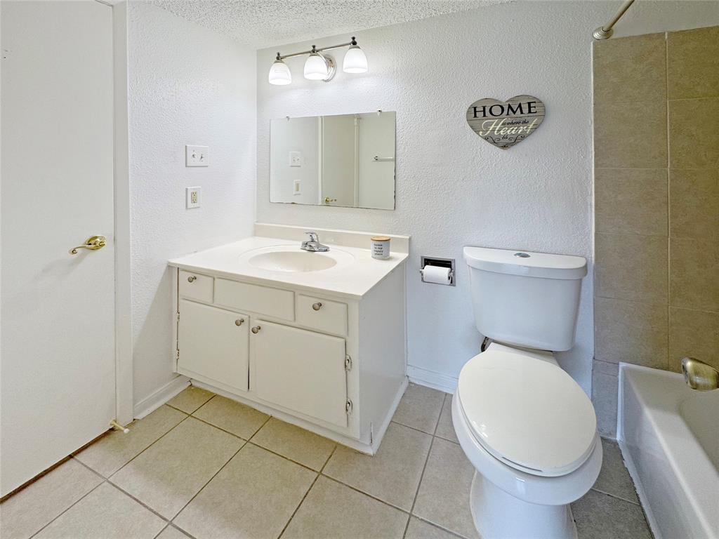 6328 W Airport Boulevard #6328, Houston, Texas image 11