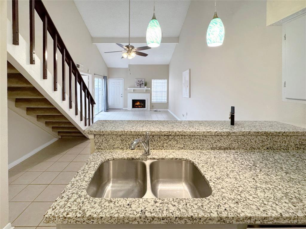 6328 W Airport Boulevard #6328, Houston, Texas image 6