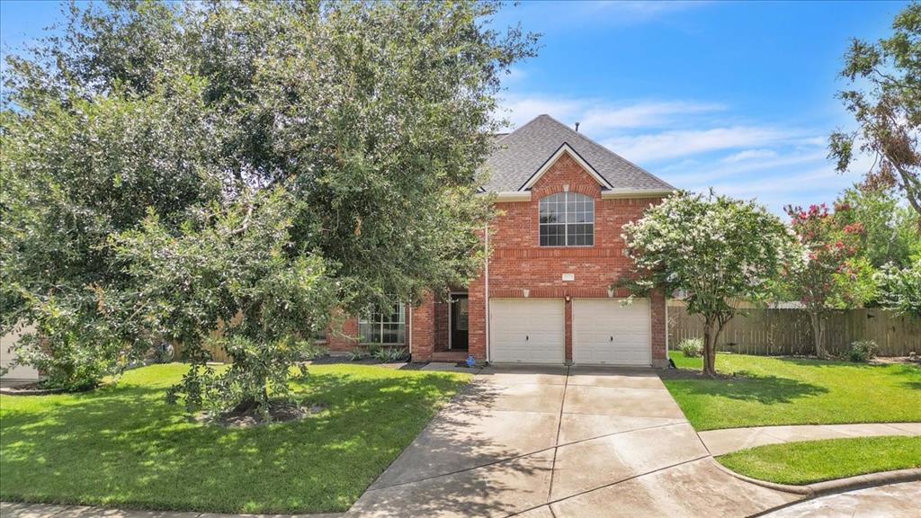 6506 River Glen Court, Pearland, Texas image 1